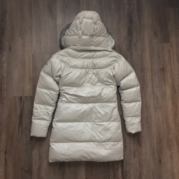 Columbia Puffer Trench Coat W/ Detachable Hood - Picture 5 of 5